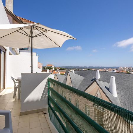 Concha Mar Com Vista Sobre A Baia Appartement São Martinho do Porto Buitenkant foto
