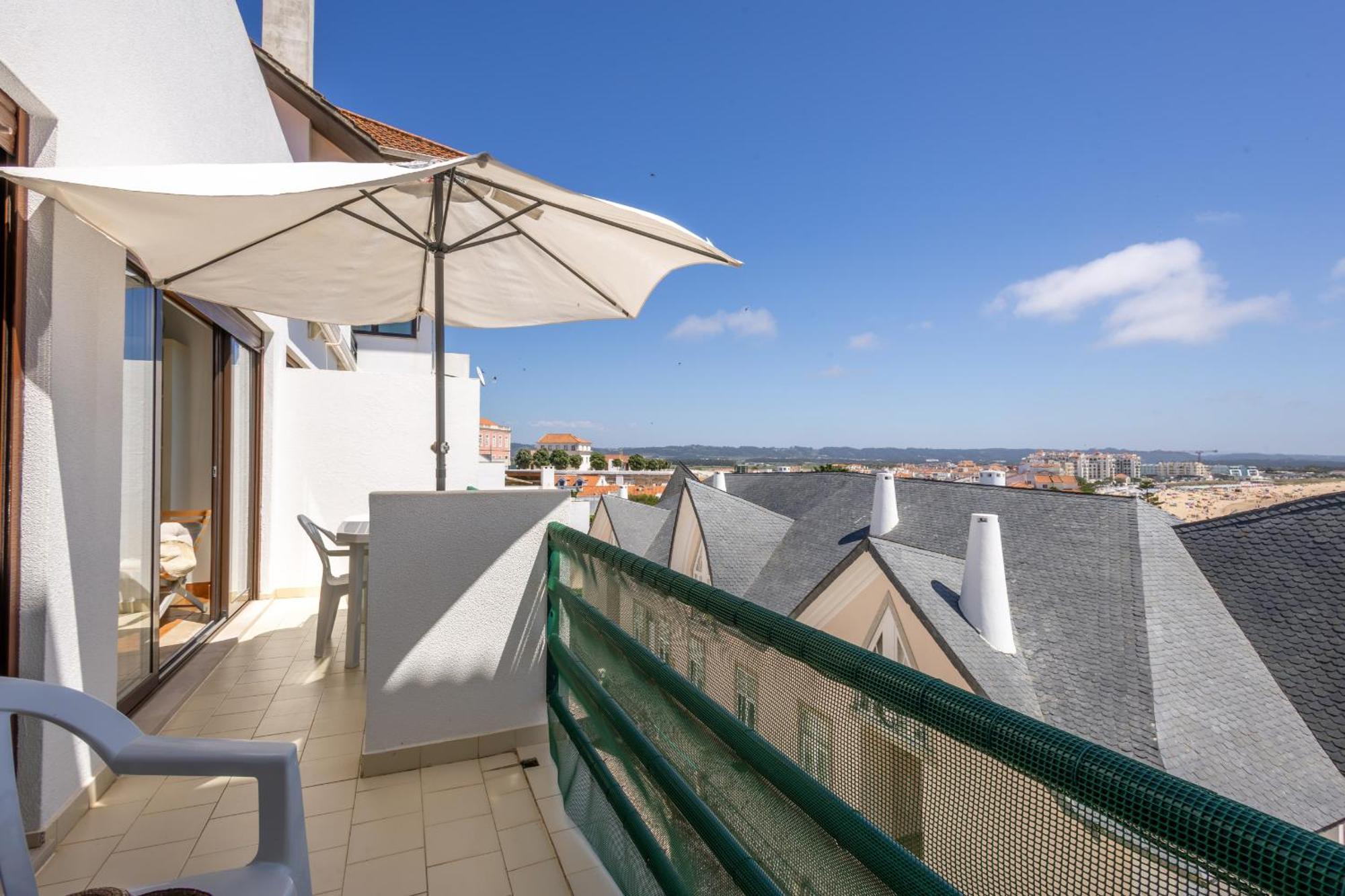 Concha Mar Com Vista Sobre A Baia Appartement São Martinho do Porto Buitenkant foto