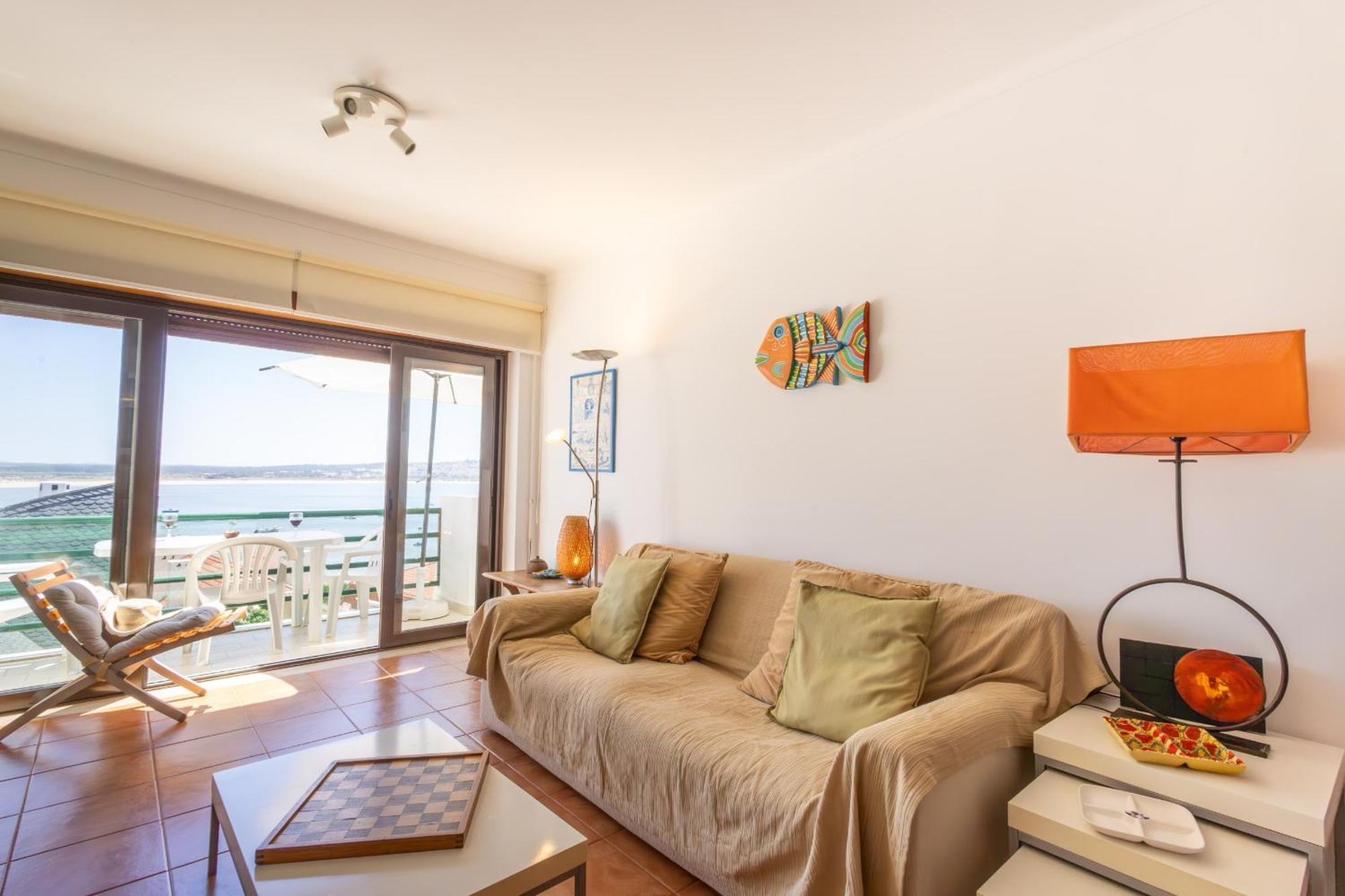 Concha Mar Com Vista Sobre A Baia Appartement São Martinho do Porto Buitenkant foto